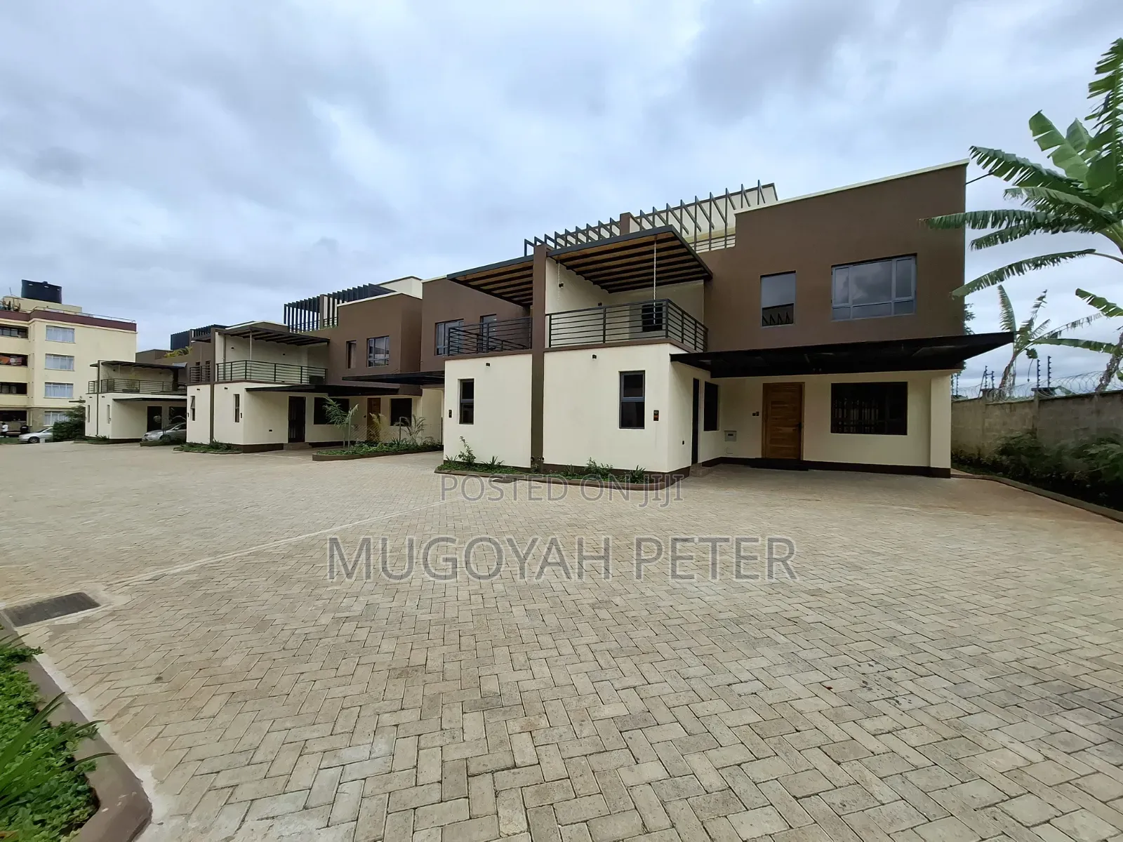 4bdrm Villa in Banana for rent