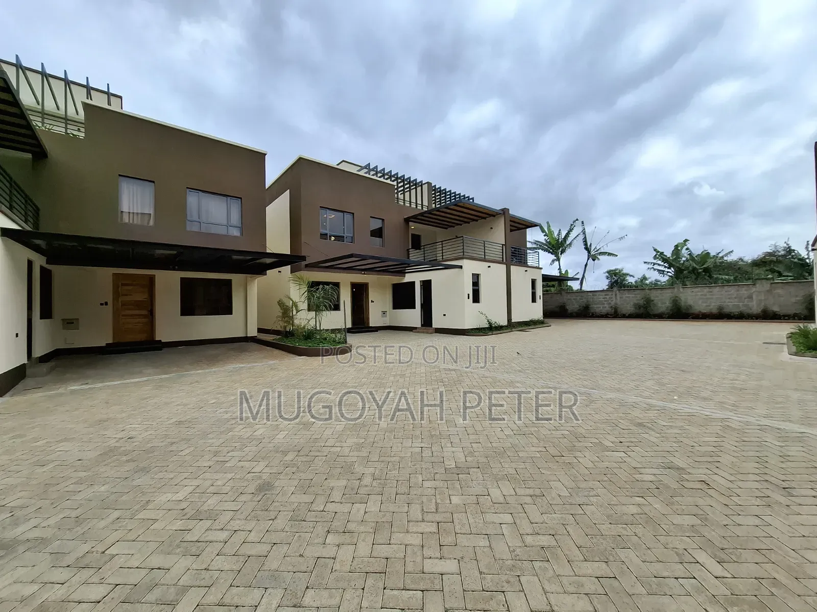4bdrm Villa in Banana for rent