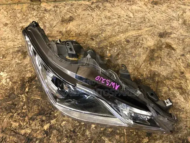 Crown 2017/2018 Headlights