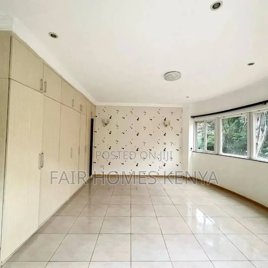 4bdrm Townhouse / Terrace in Riverside Drive for rent