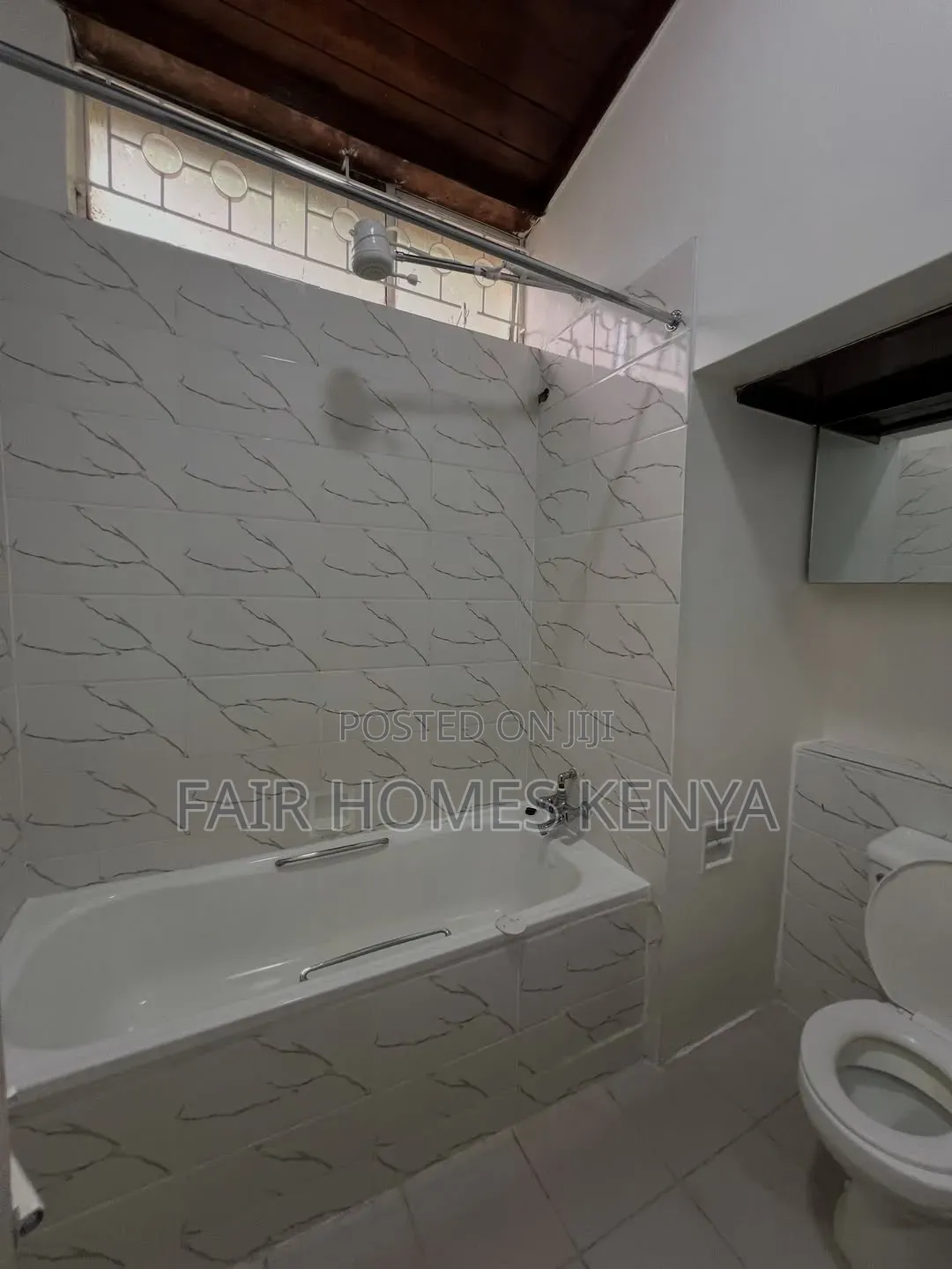 5bdrm House in Manyani East, Muthangari for rent