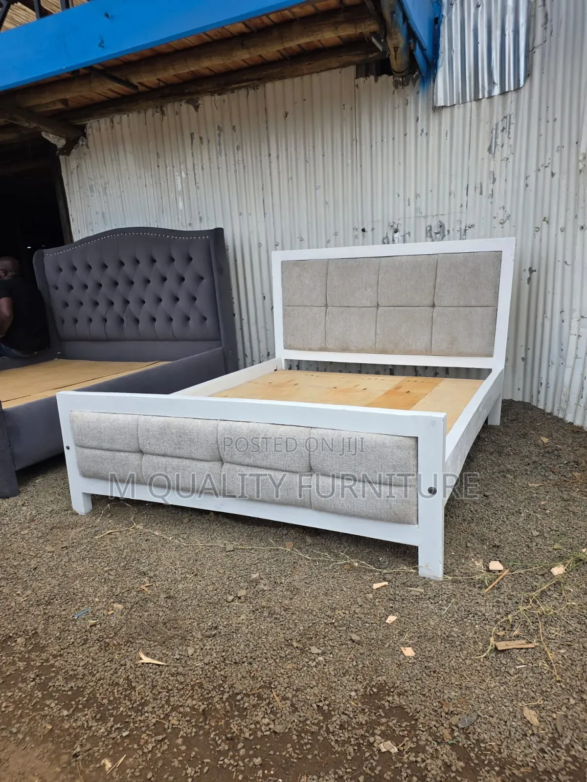 Modern Standard Size Mocket Bed-Cozy and Beautiful