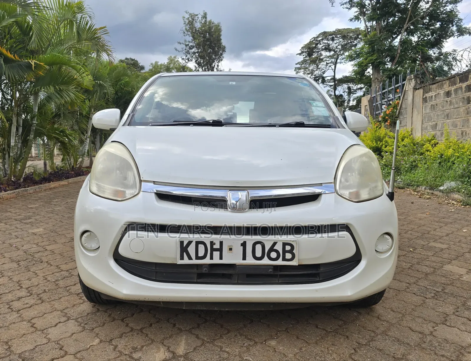 Toyota Passo 2015 White