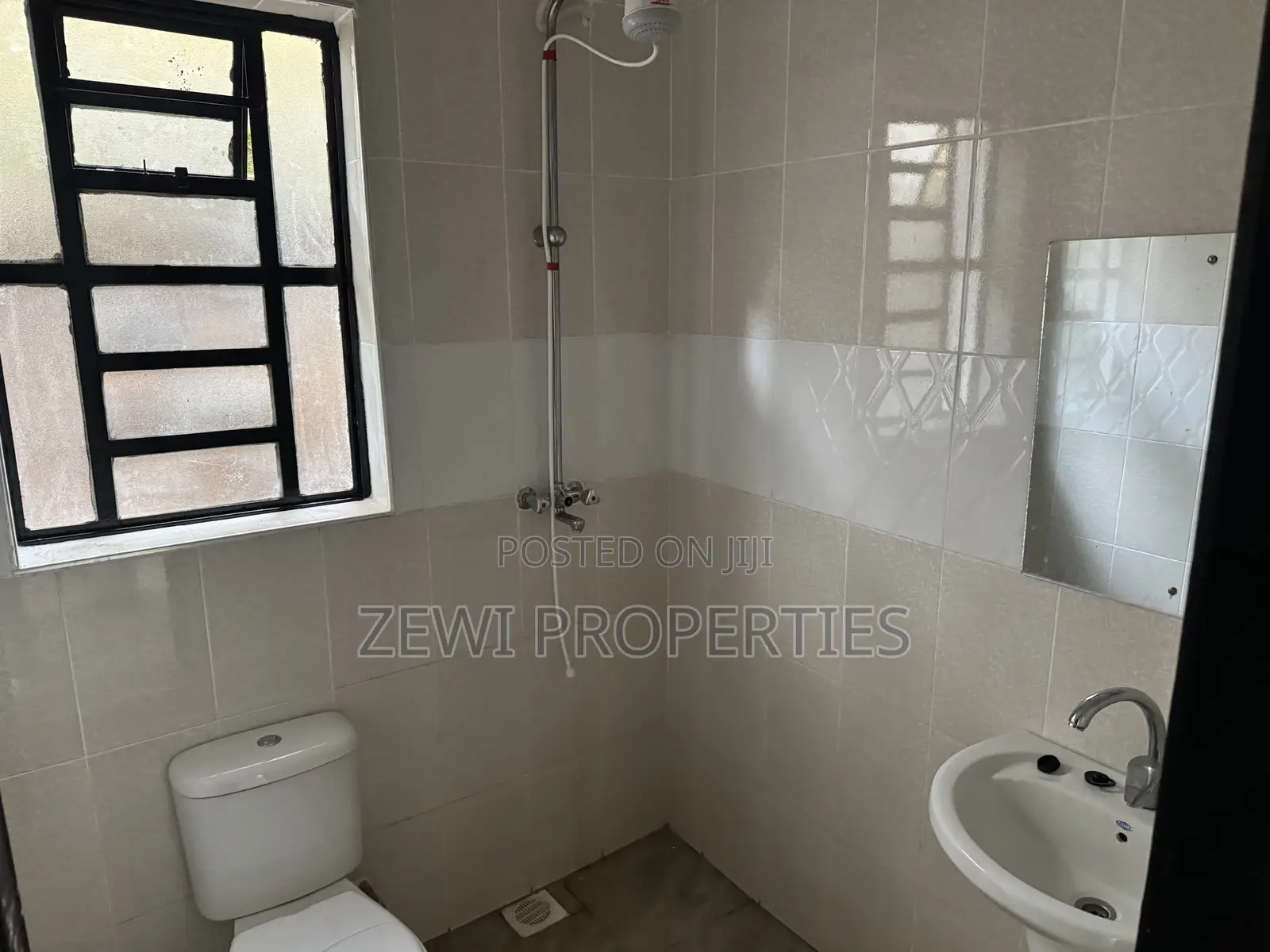 3bdrm Bungalow in Ngong CBD for rent