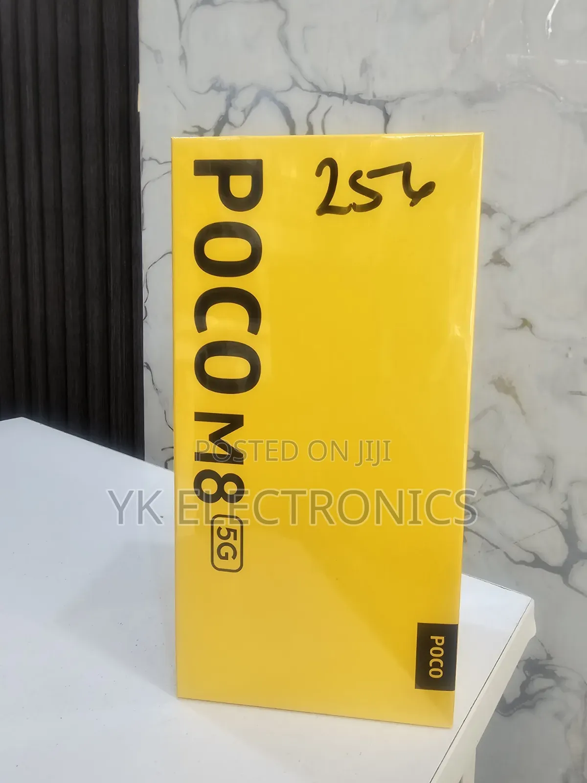 New Xiaomi Poco M8 256 GB Silver