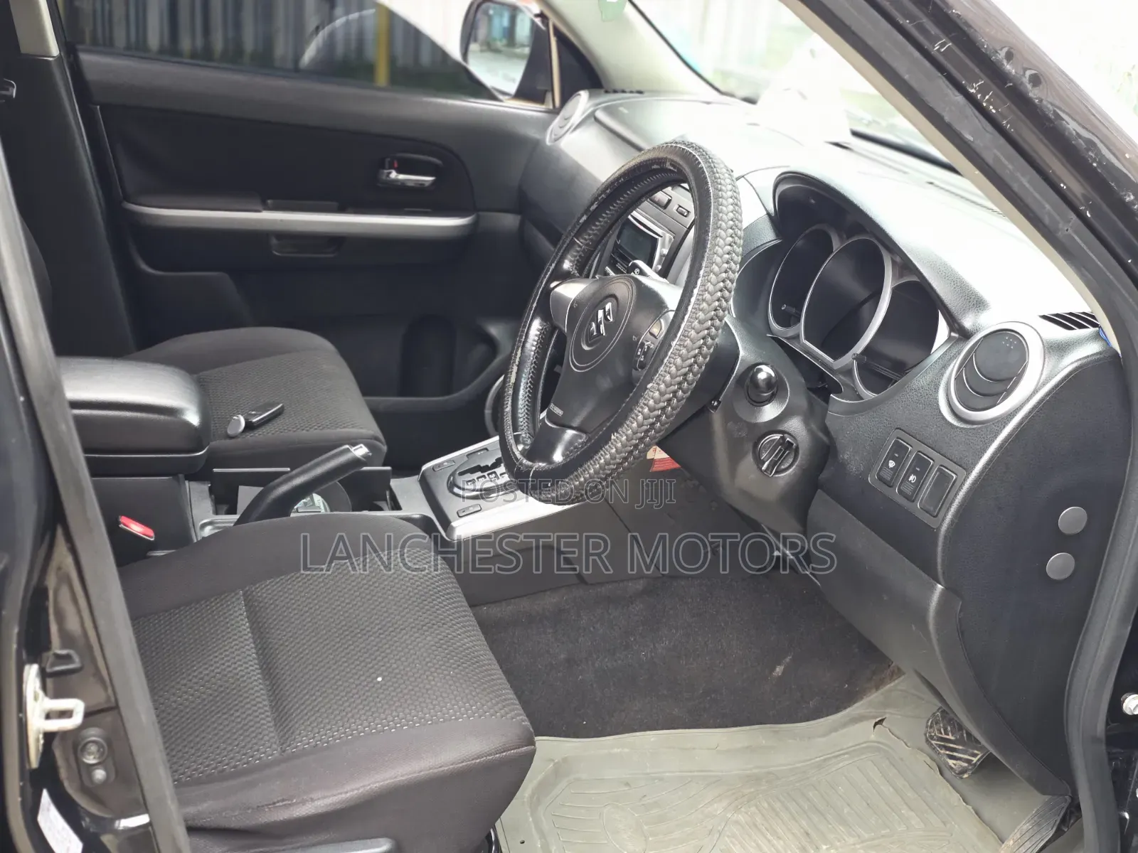 Suzuki Escudo 2009 Black