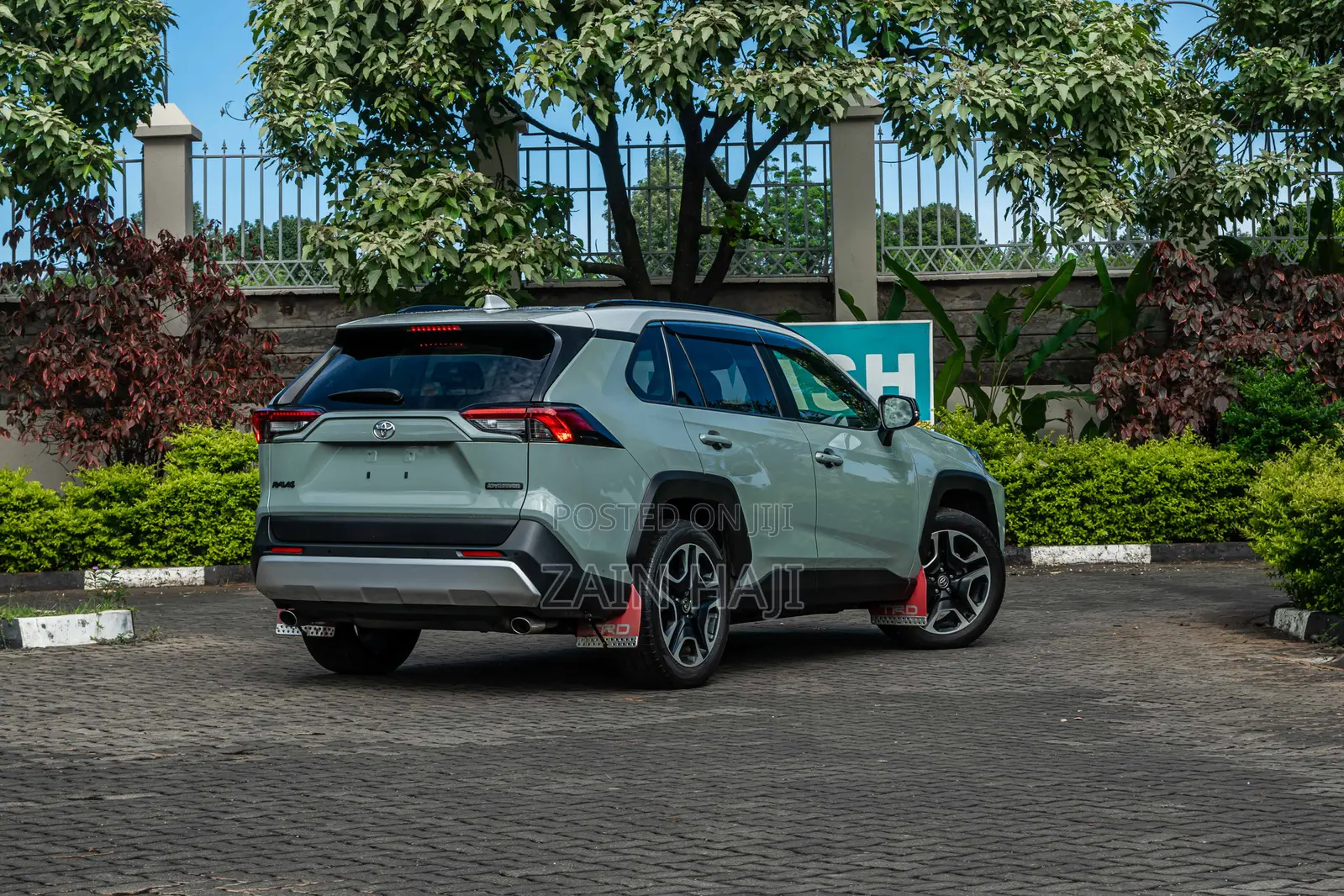 Toyota RAV4 2020 Green