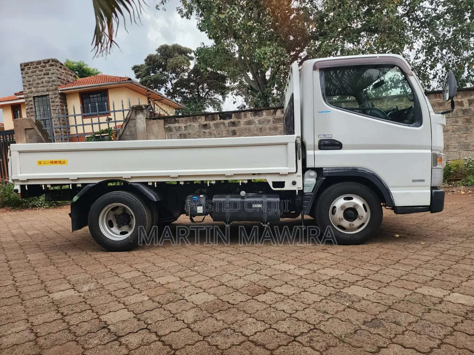 Mmitsubishi Fuso