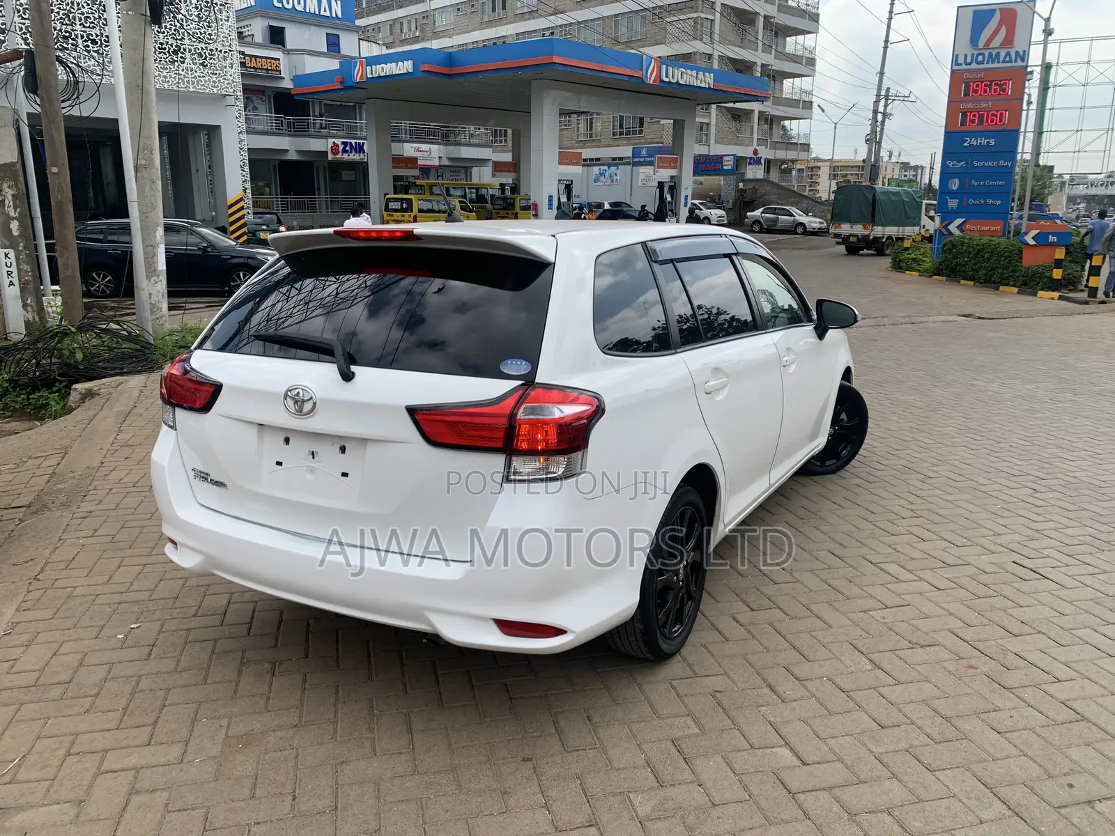 Toyota Corolla Fielder 1.5 Petrol FWD 2020 White