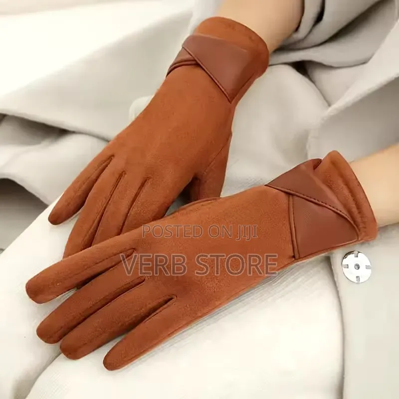 *Free Size Women's Warm Thermal Winter Gloves Soft Warm Lining