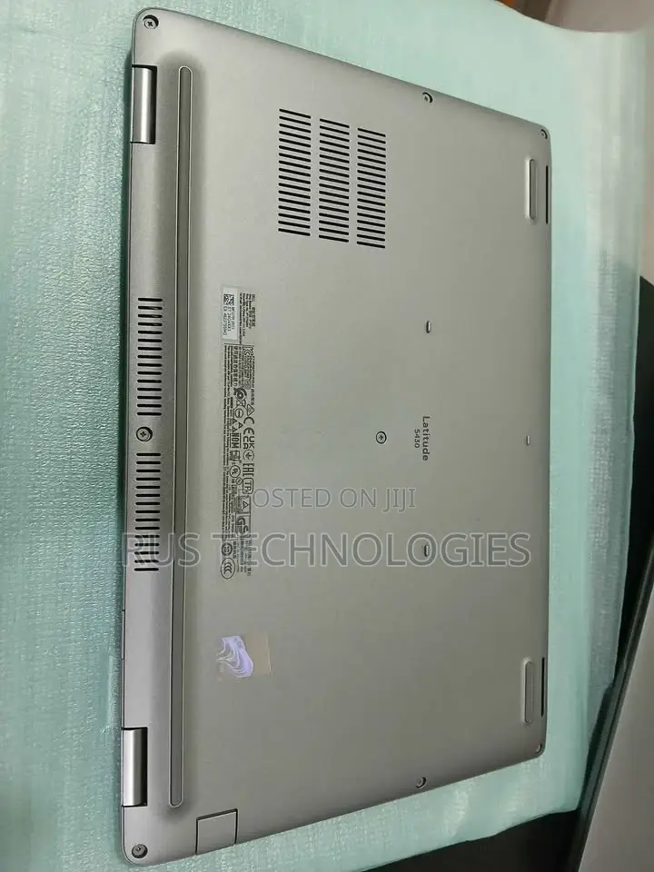New Laptop Dell Latitude 5430 16GB Intel Core i7 SSD 512GB