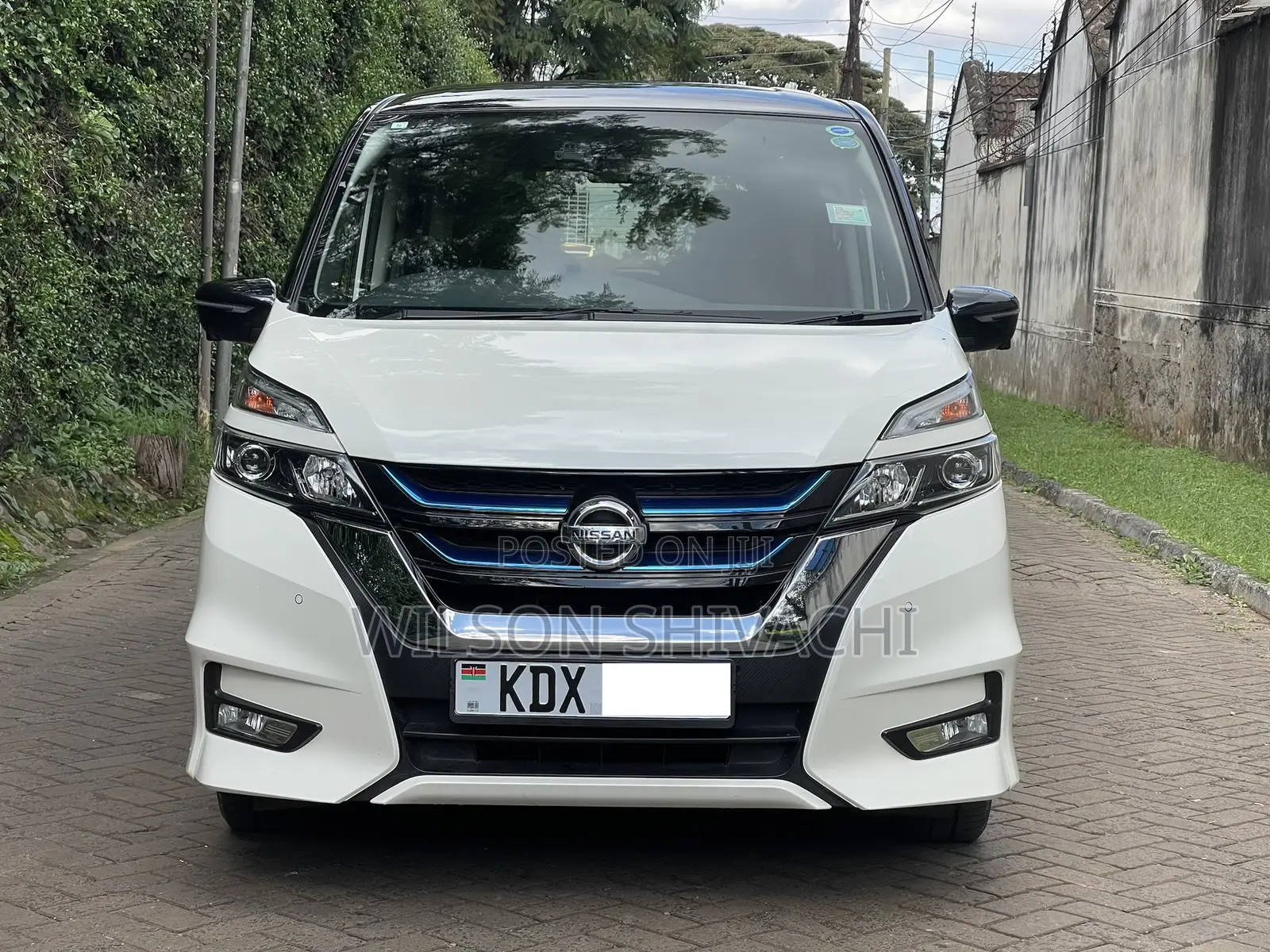 Nissan Serena 2019 White