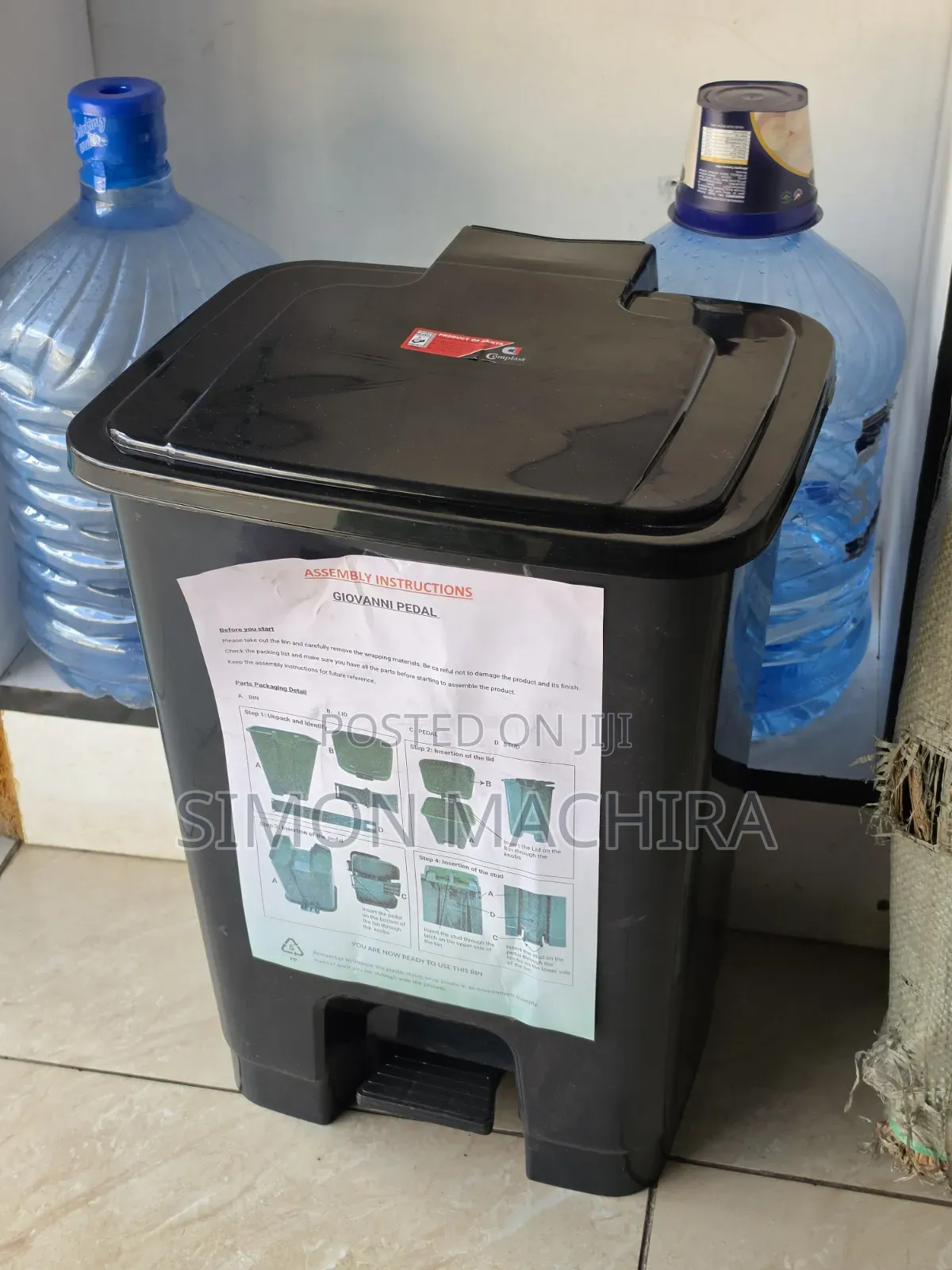 30l Pedal Dustbin With Lid