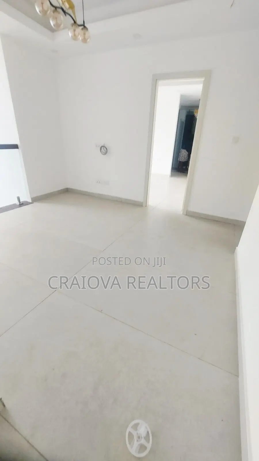 4bdrm Duplex in Spring Valley for sale