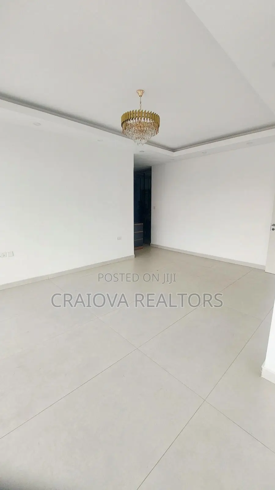 4bdrm Duplex in Spring Valley for sale