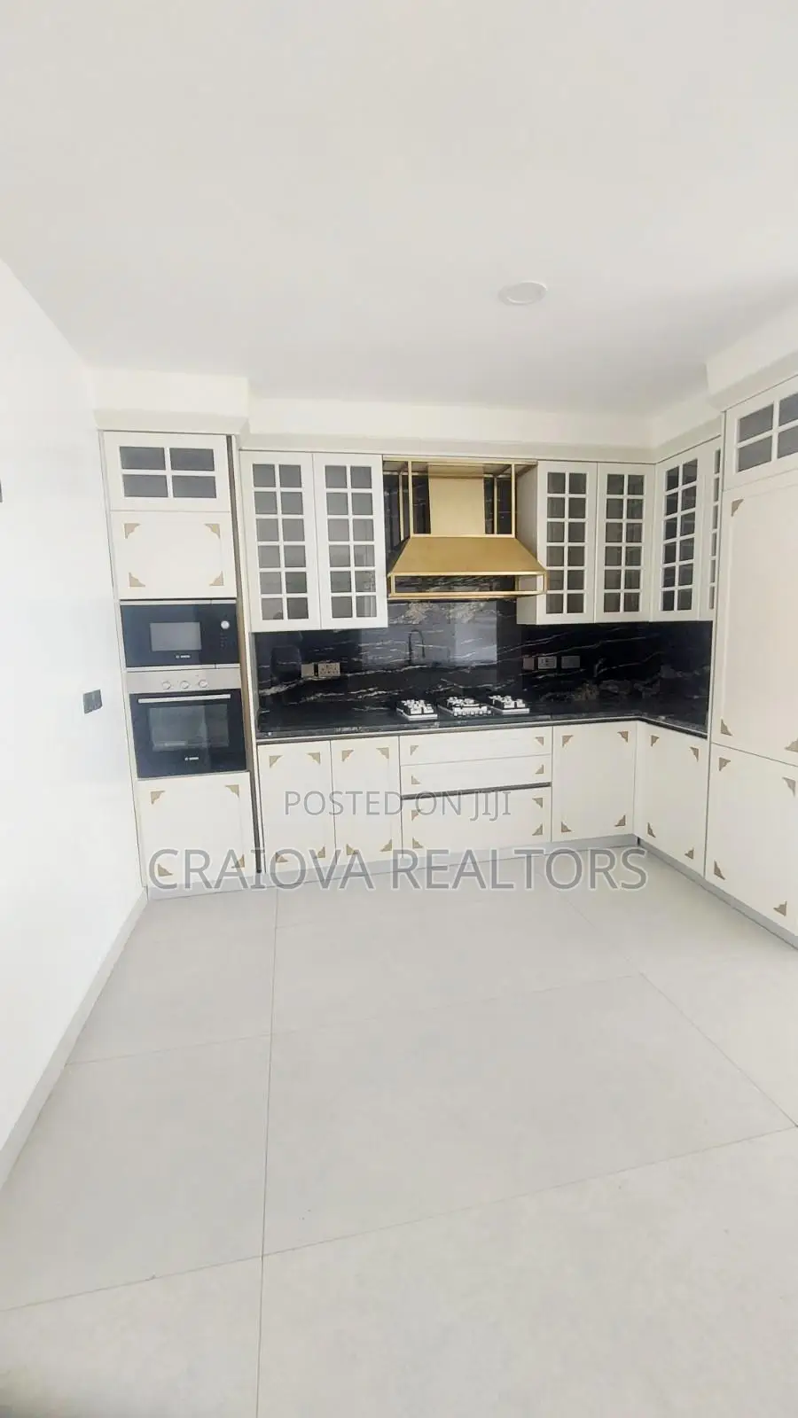 4bdrm Duplex in Spring Valley for rent