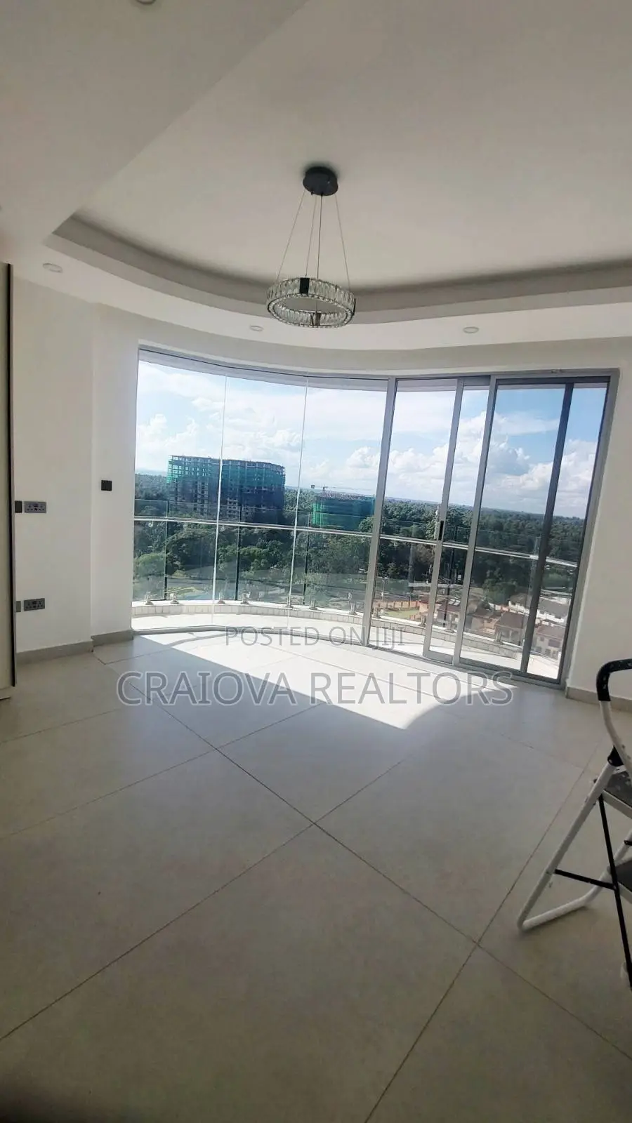 4bdrm Duplex in Spring Valley for sale