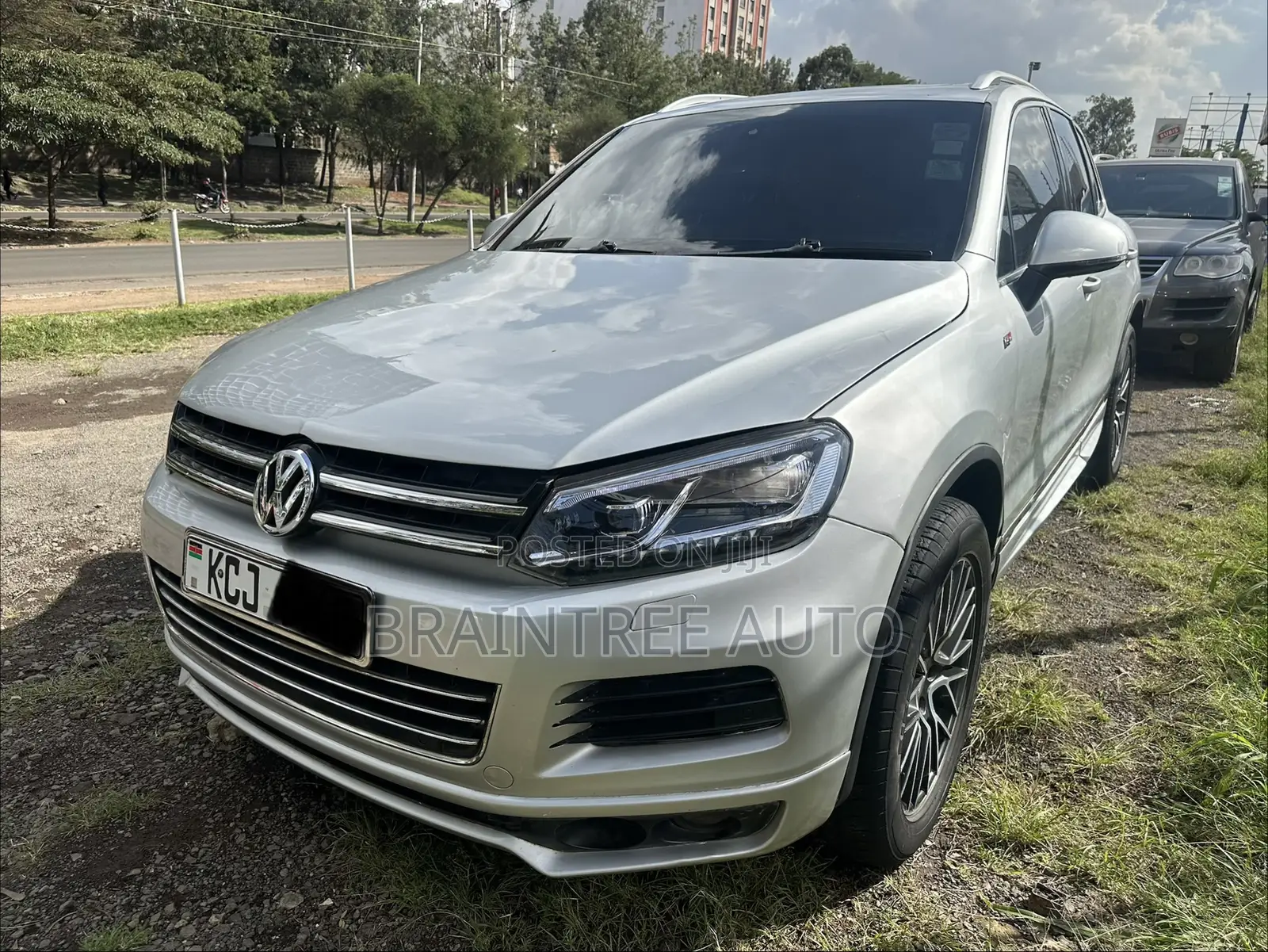 Volkswagen Touareg TDI Sport 2011 Silver