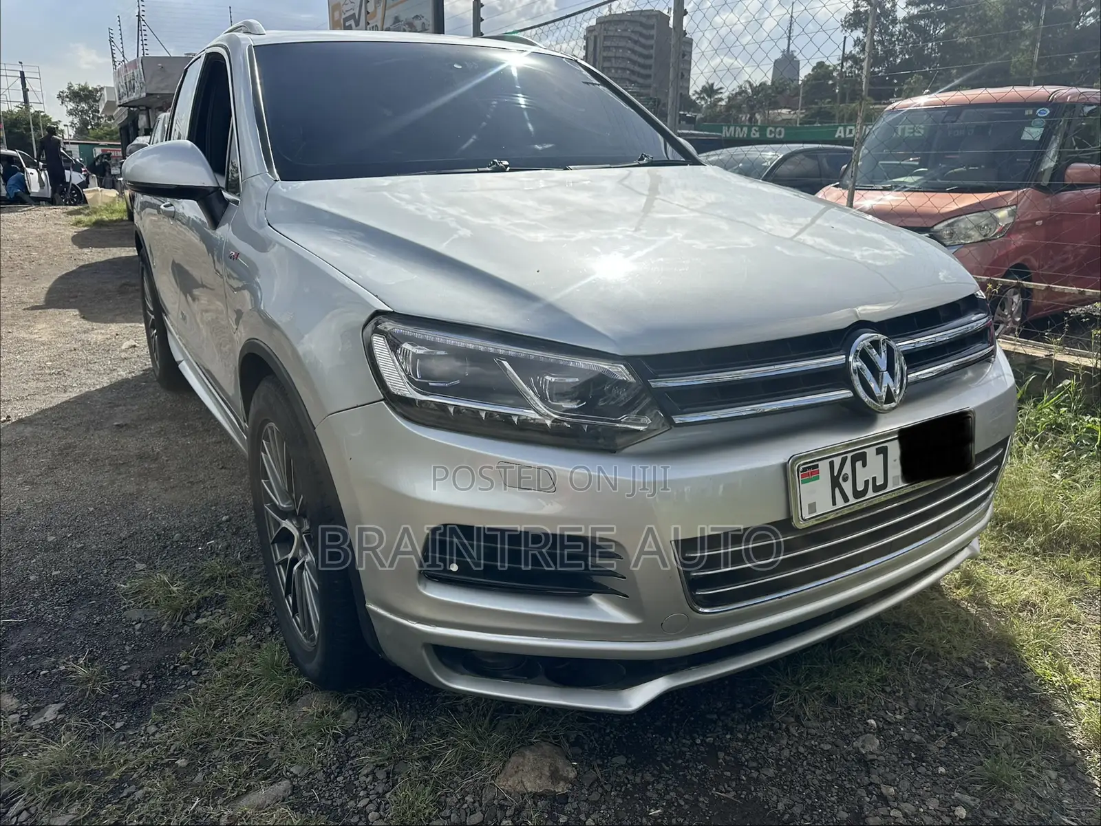 Volkswagen Touareg TDI Sport 2011 Silver