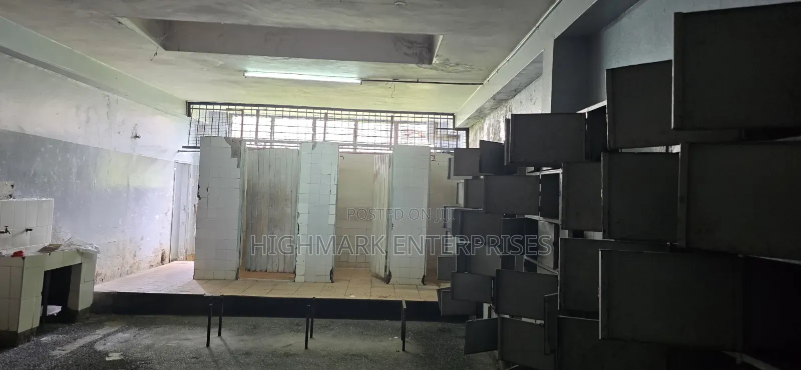 Big Godown to Let; Industrial Area