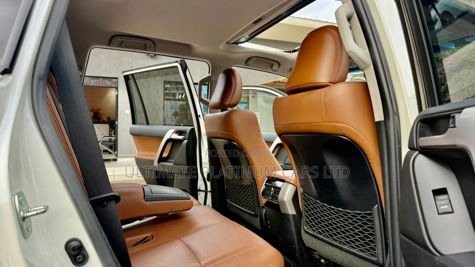 Toyota Land Cruiser Prado 2.8 2022 White