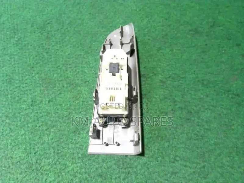 Toyota Porte Main Power Window Switch