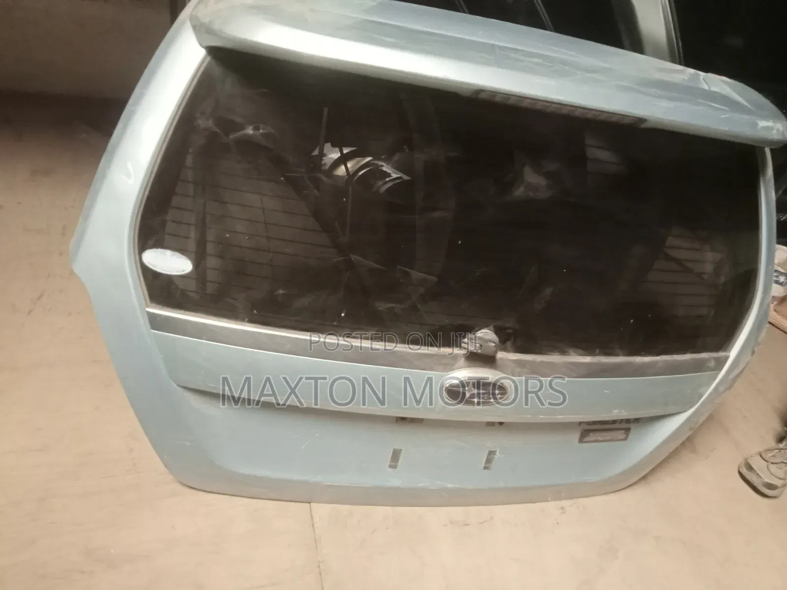 Forester Sg9 Tailgate With Spoiler