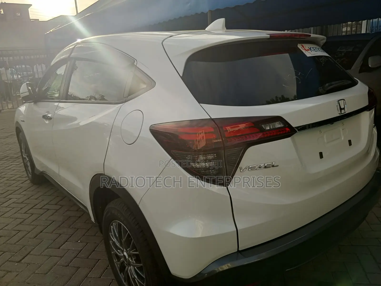 Honda Vezel 1.5 2WD 172 hp 2019 White