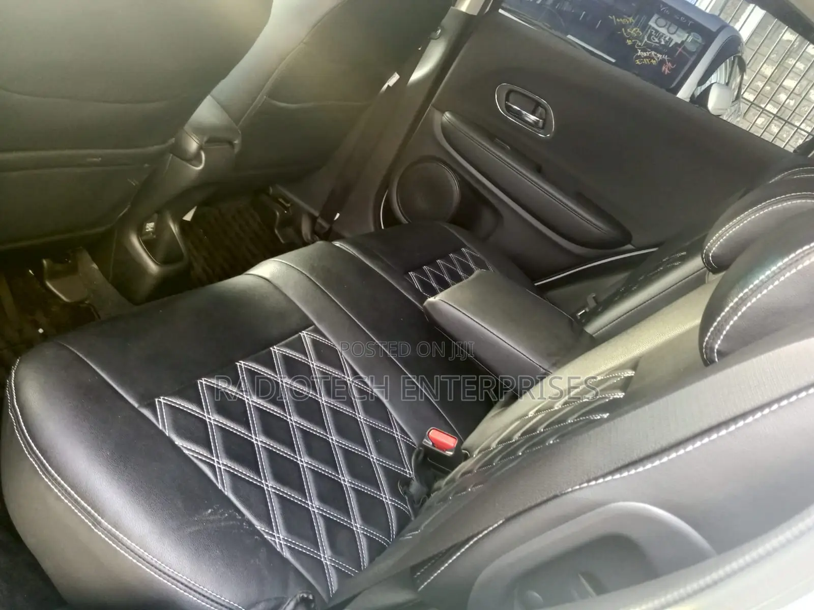 Honda Vezel 1.5 2WD 172 hp 2019 White