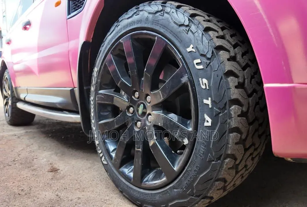 Land Rover Range Rover 2006 Pink