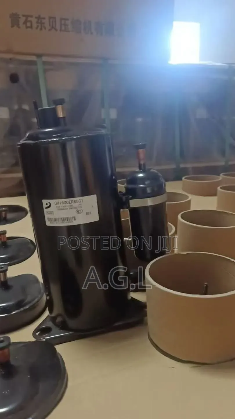24,000 Btu Air Conditioning Rotary Compressor R22 and R410 Gas Type