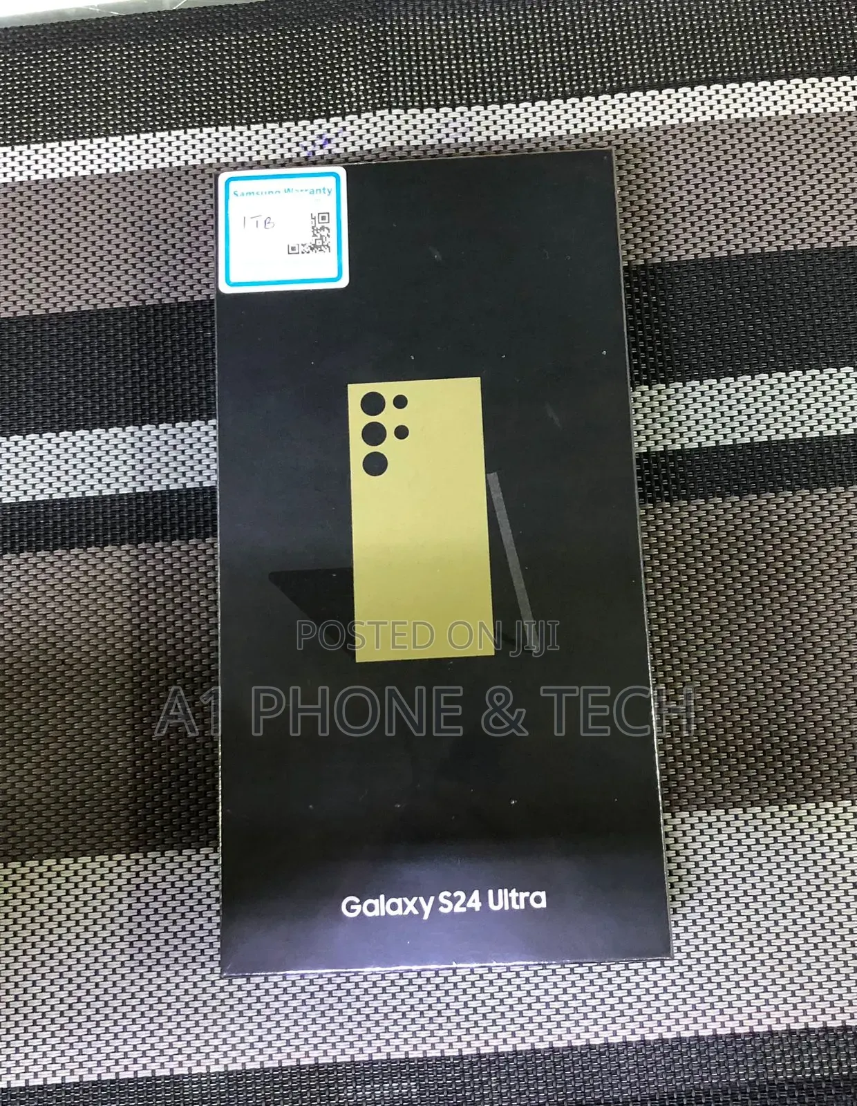 New Samsung Galaxy S24 Ultra 1 TB Yellow