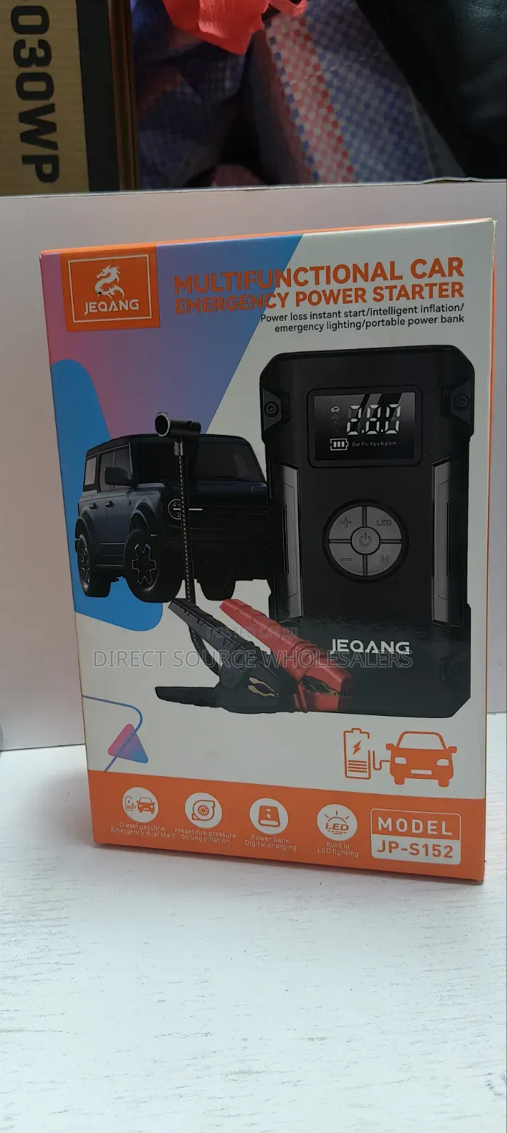 Jeqang Multifunctional Car Emergency Power Starter