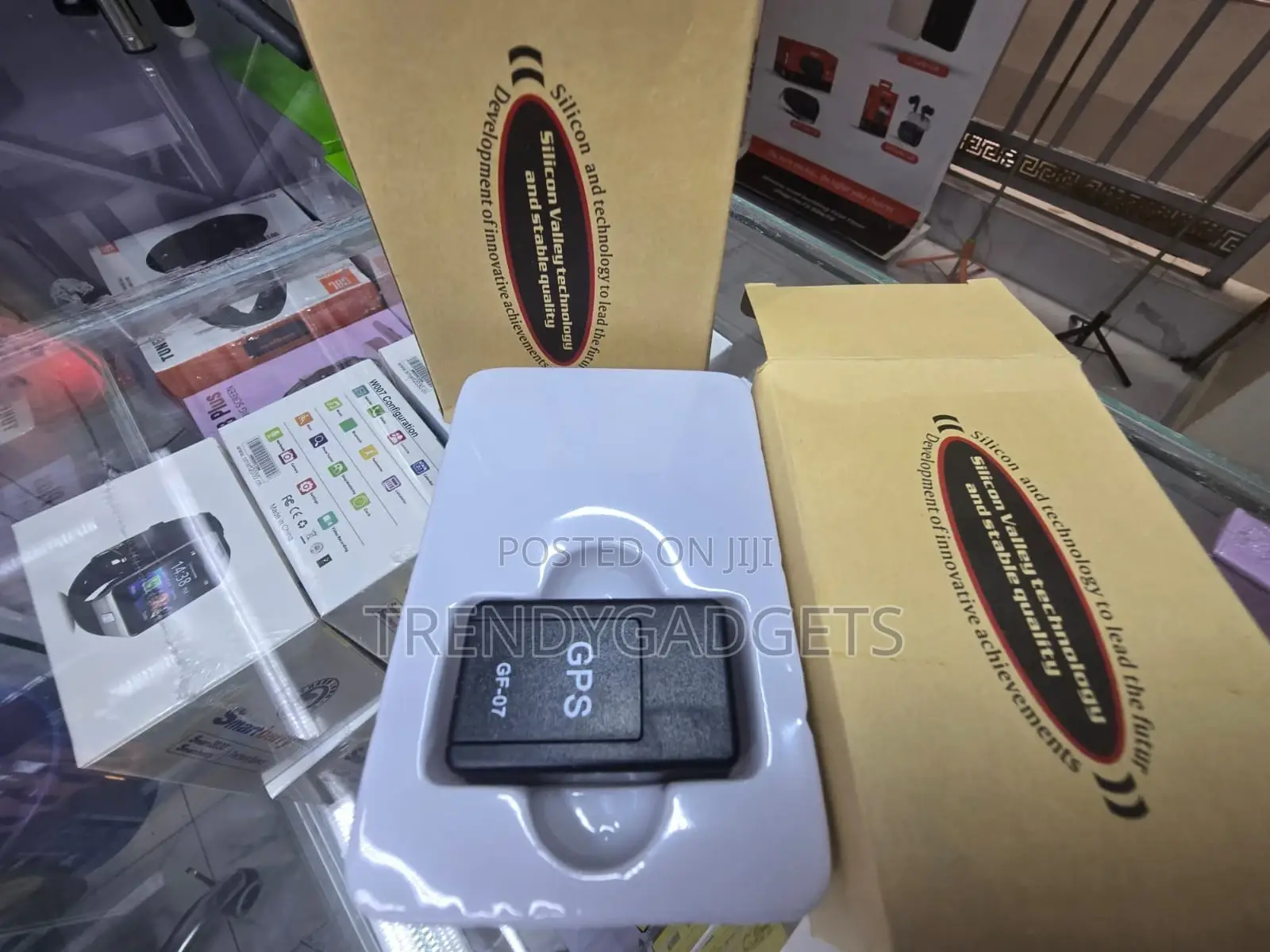 Gf-07 Portable GPS Tracker Asset Vehicle Tracking Mini Device