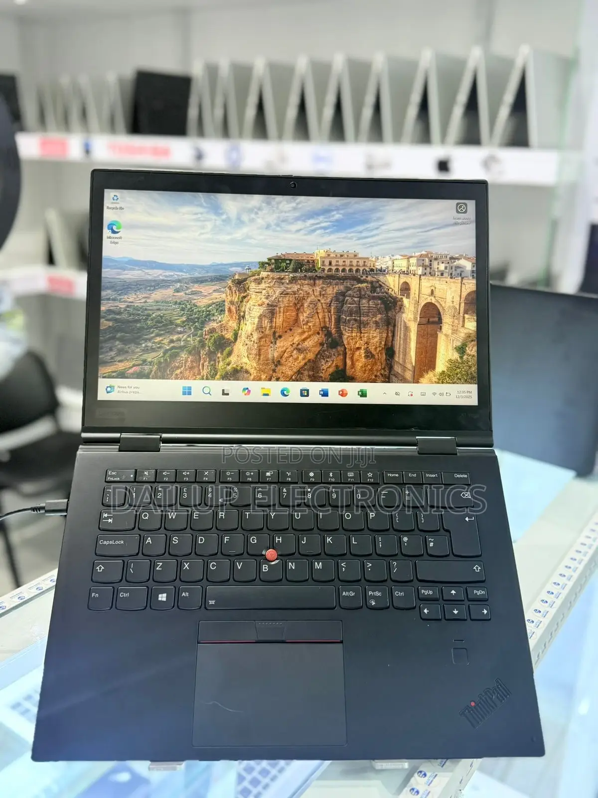 Laptop Lenovo ThinkPad X1 Yoga 16GB Intel Core i7 SSD 512GB