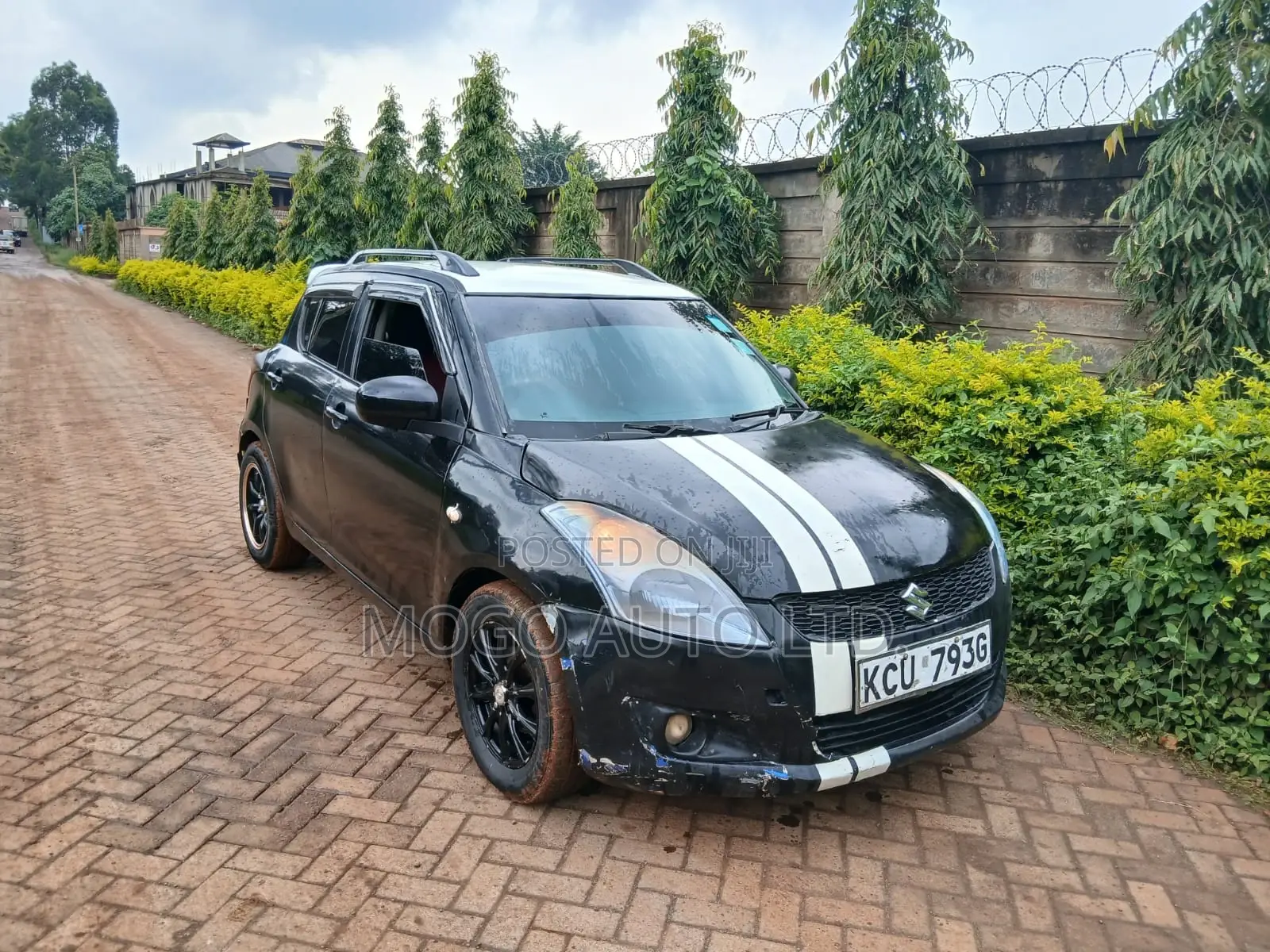 Suzuki Swift 2011 Black