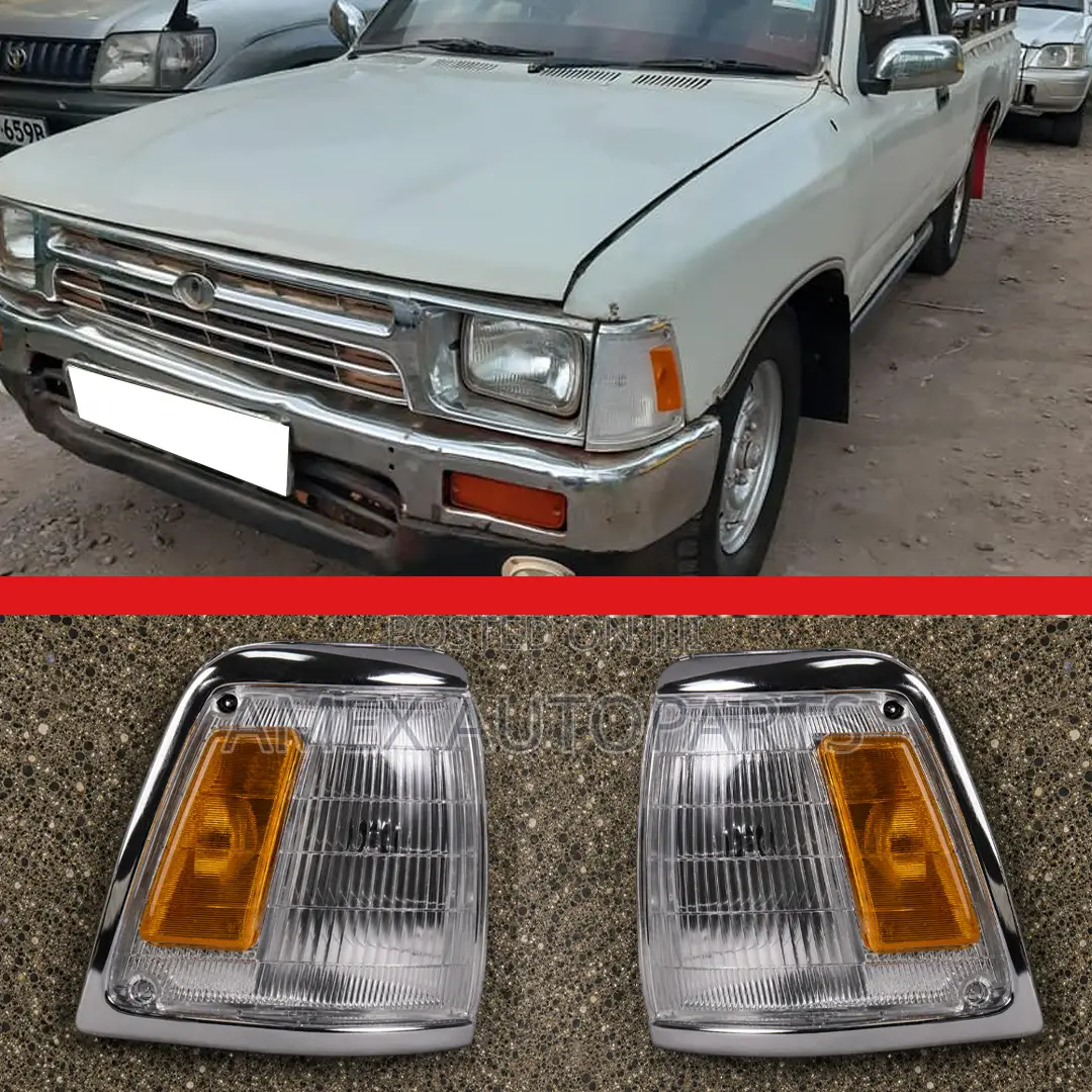 Corner Lamp Toyota Hilux Yn85 P/Up Chrome (Amex)