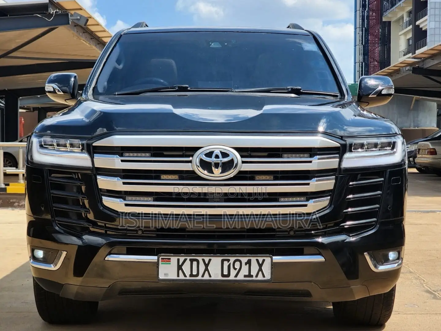 Toyota Land Cruiser 4.6 V8 ZX 2017 Black