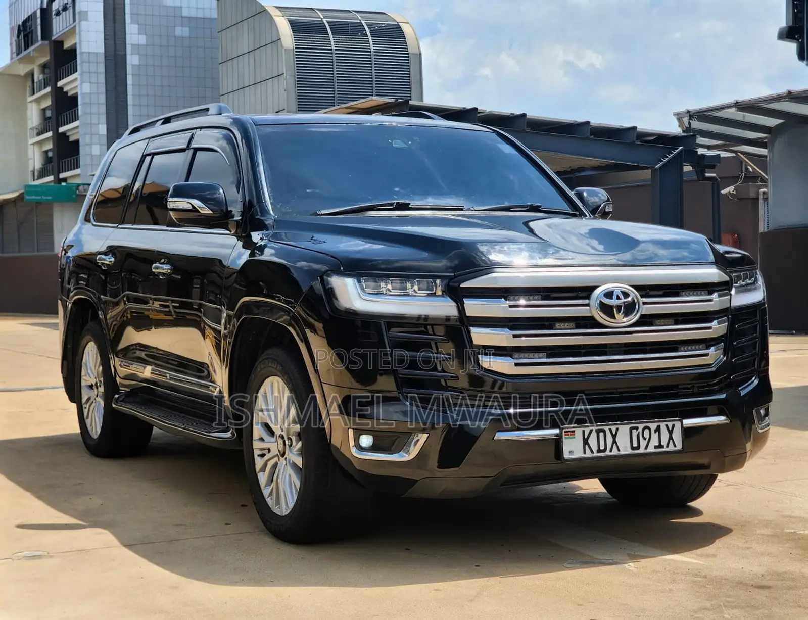 Toyota Land Cruiser 4.6 V8 ZX 2017 Black