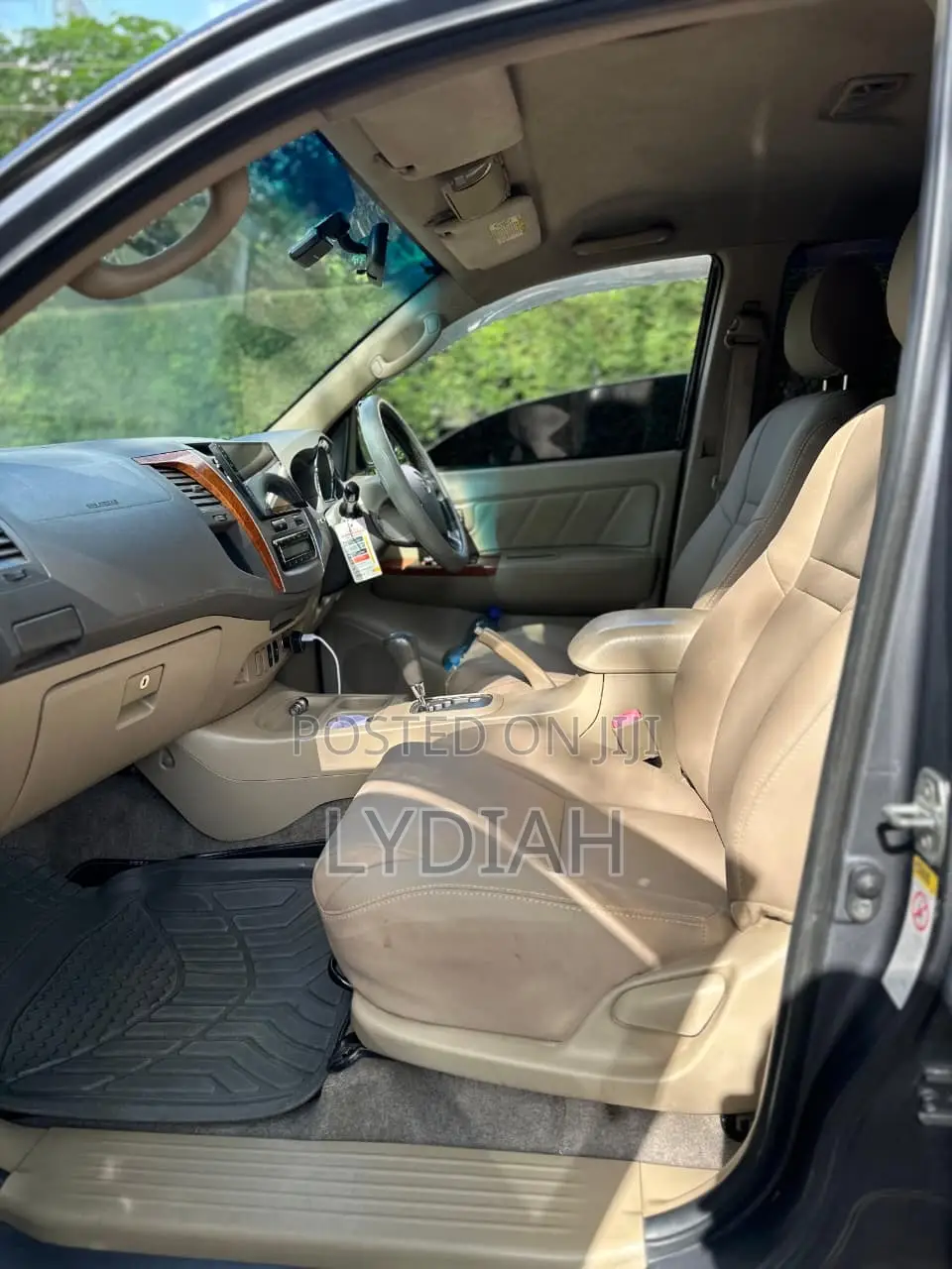 Toyota Fortuner 2011 Gray
