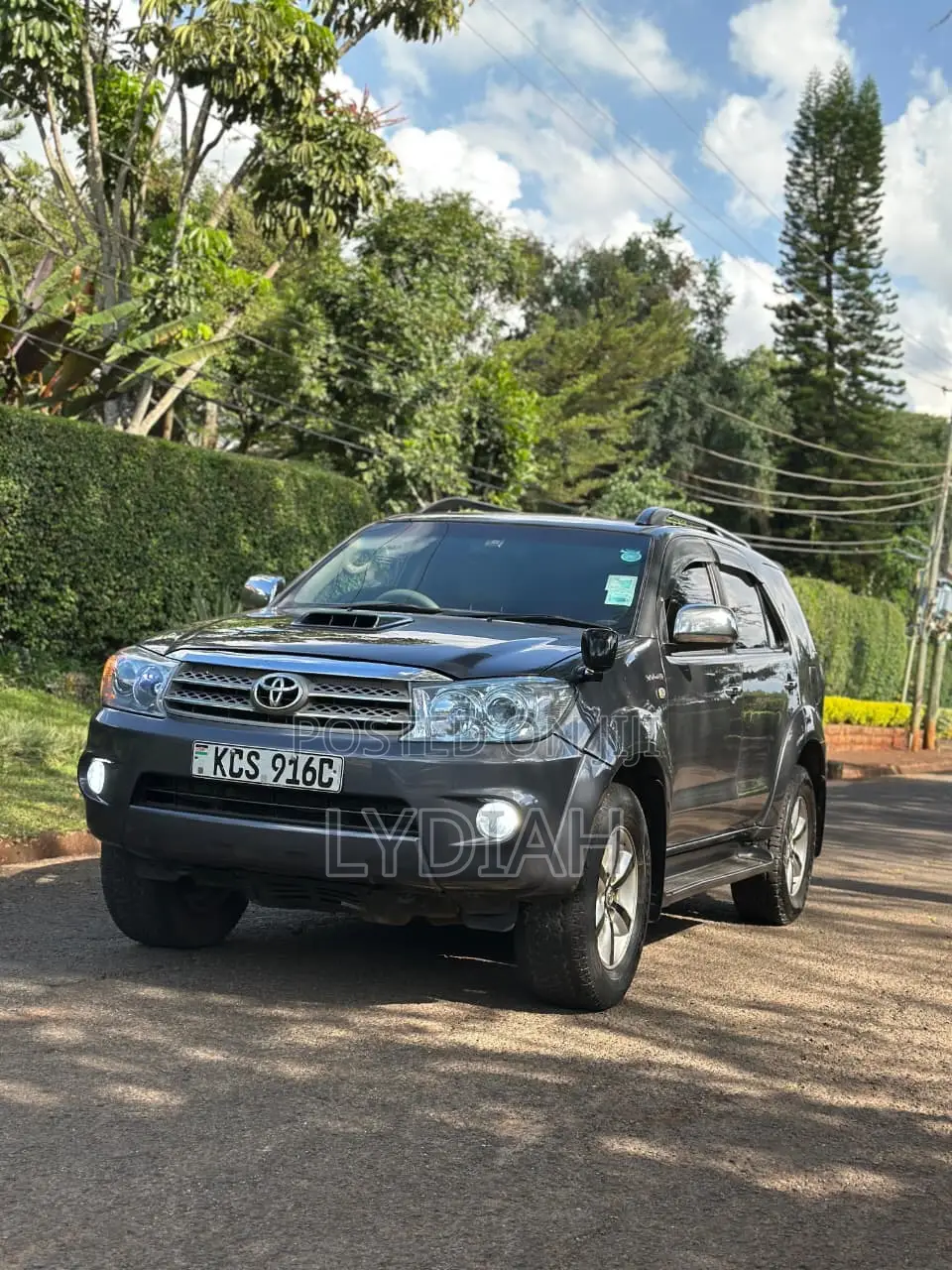 Toyota Fortuner 2011 Gray