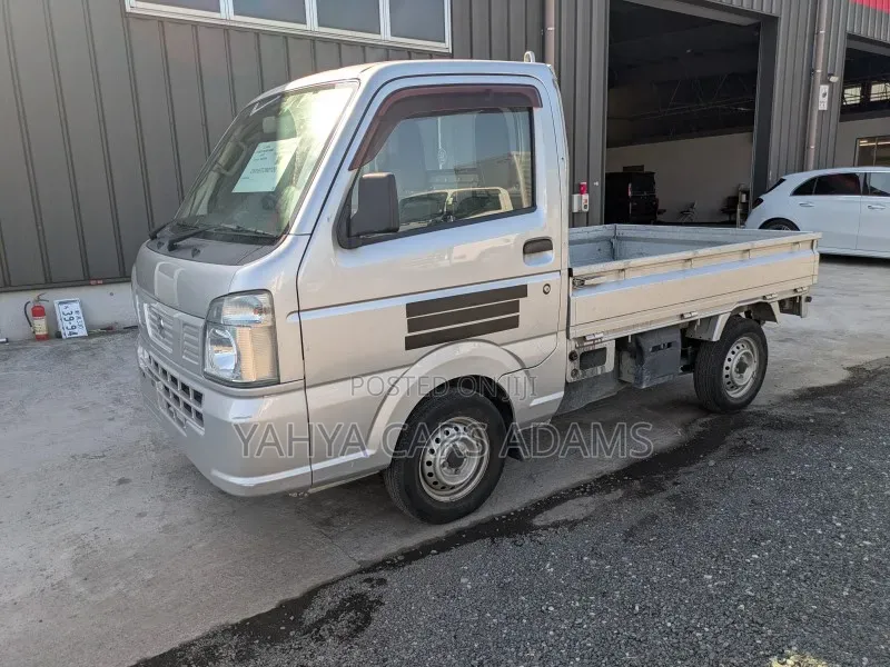 Nissan Clipper