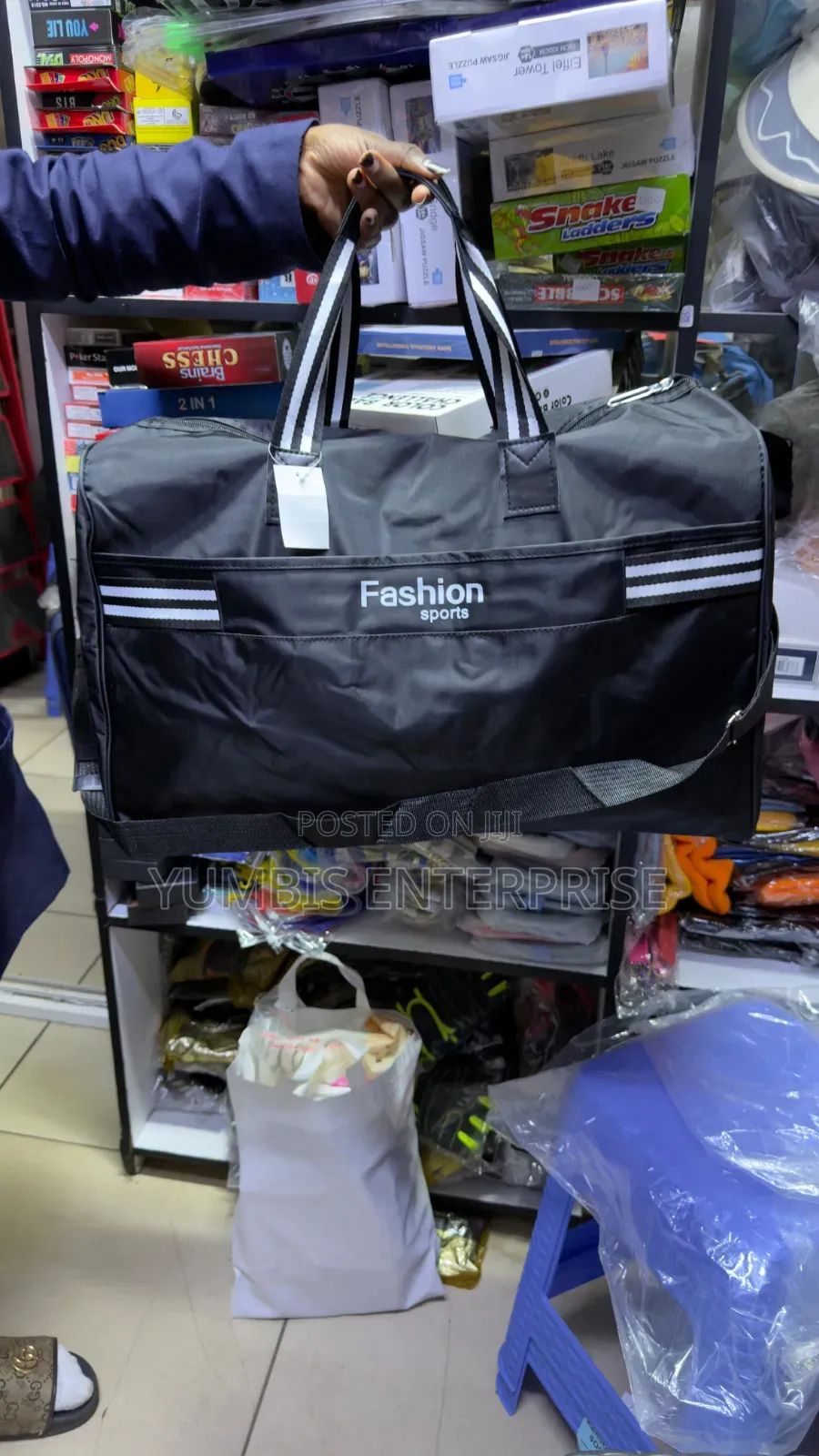 Fashion Sports Duffle Bags at 1200