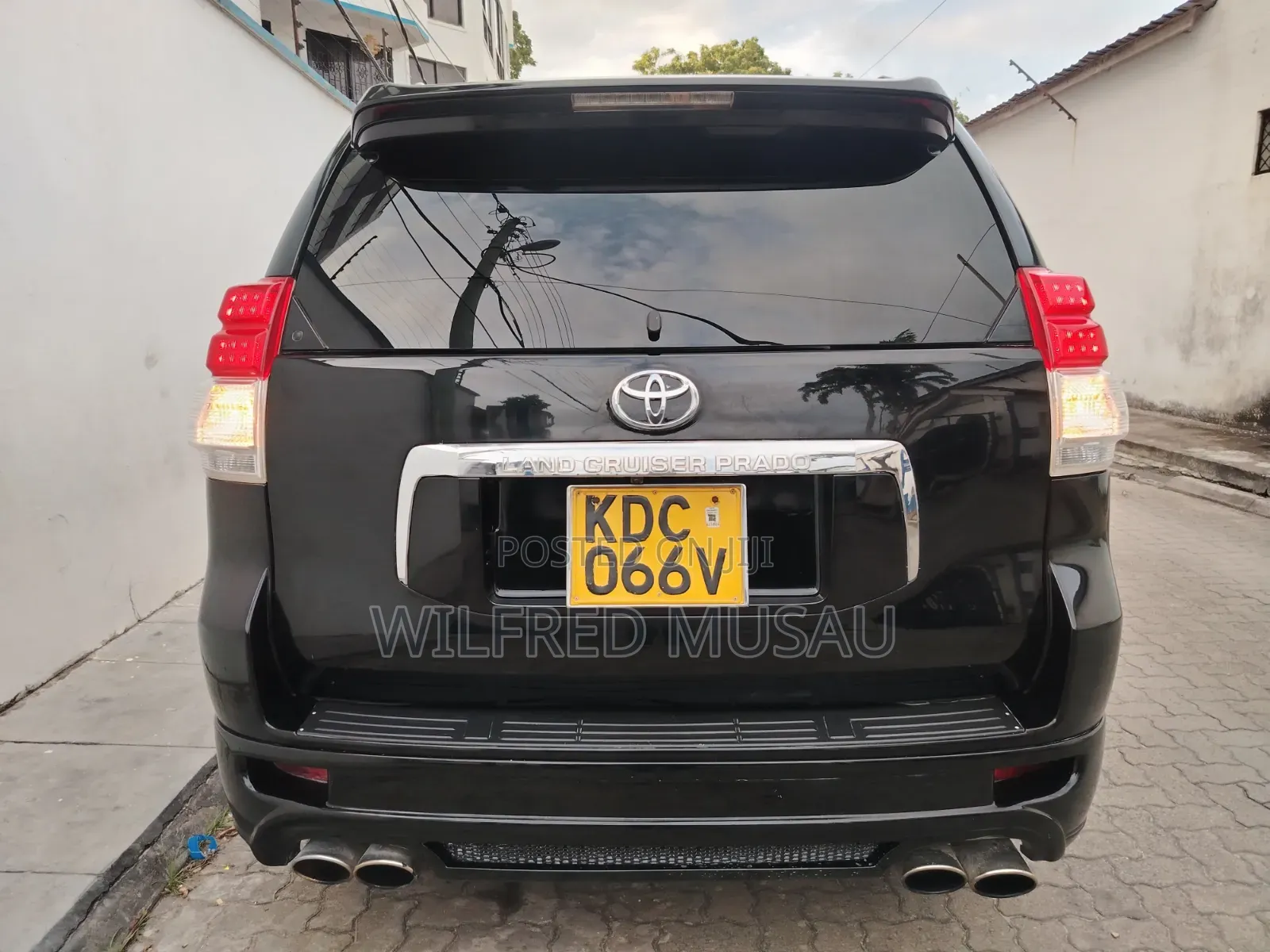 Toyota Land Cruiser Prado 2.7 2018 Black
