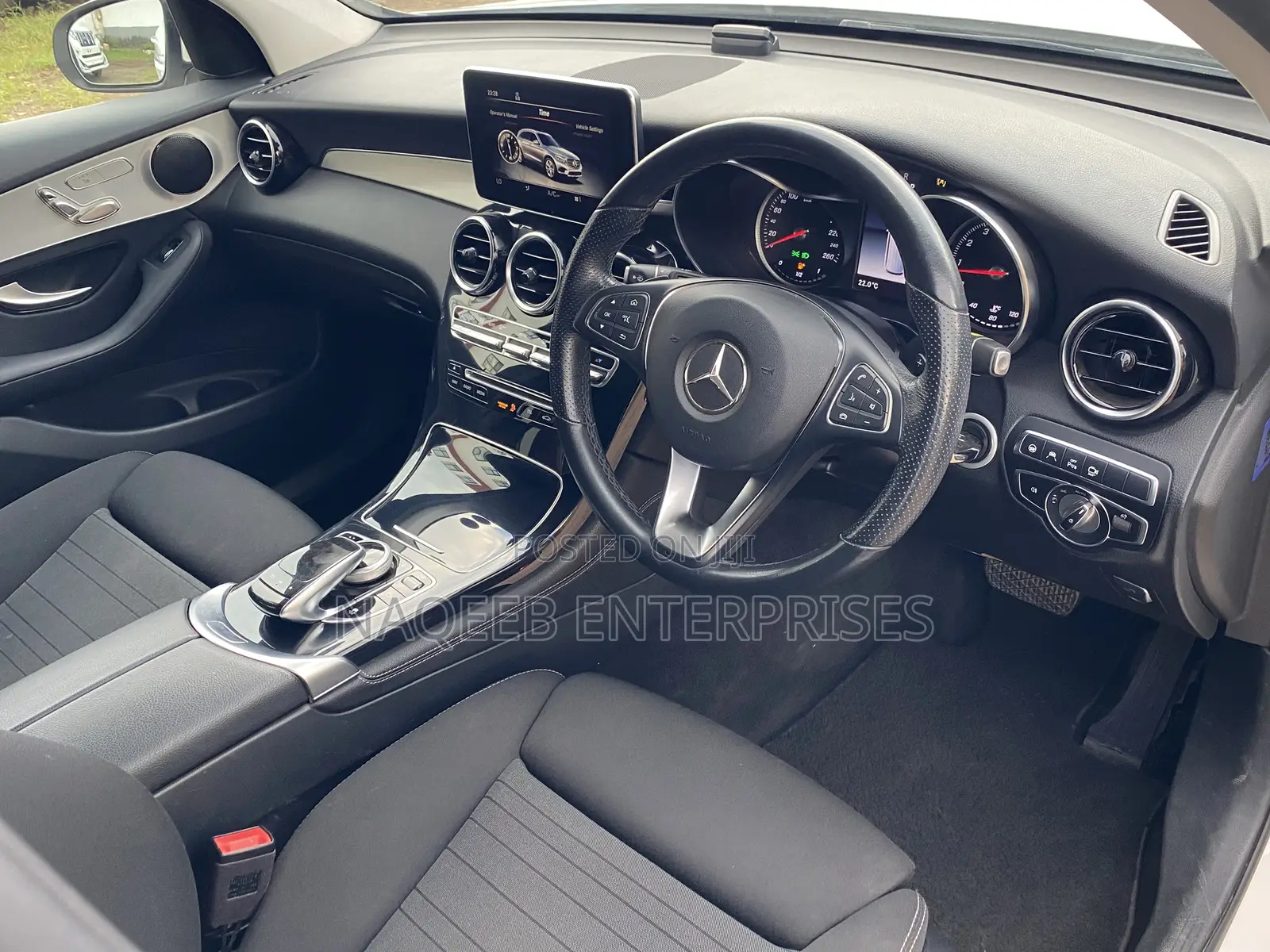 Mercedes-Benz GLC-Class 2018 White