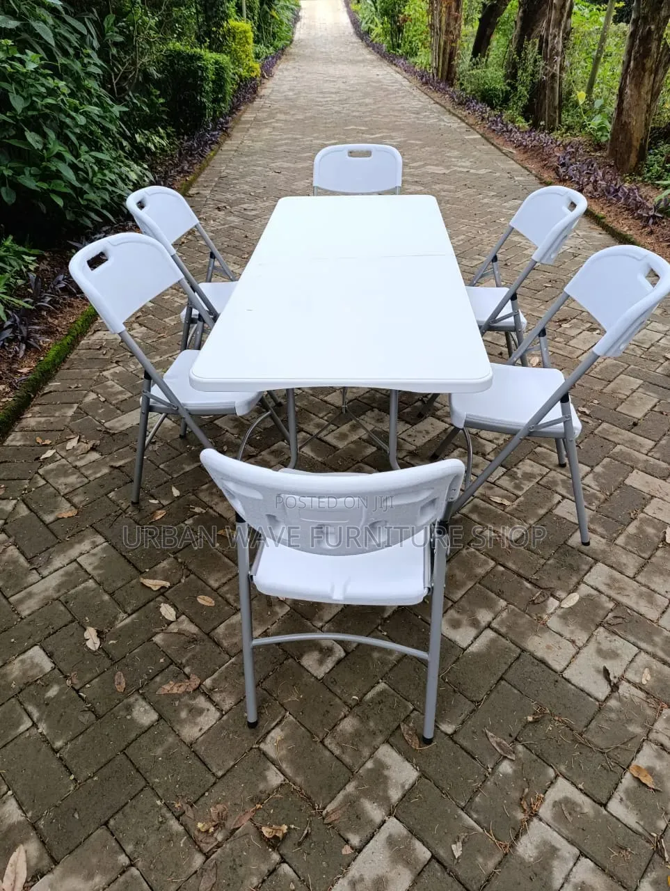 Families Meeting Table Set