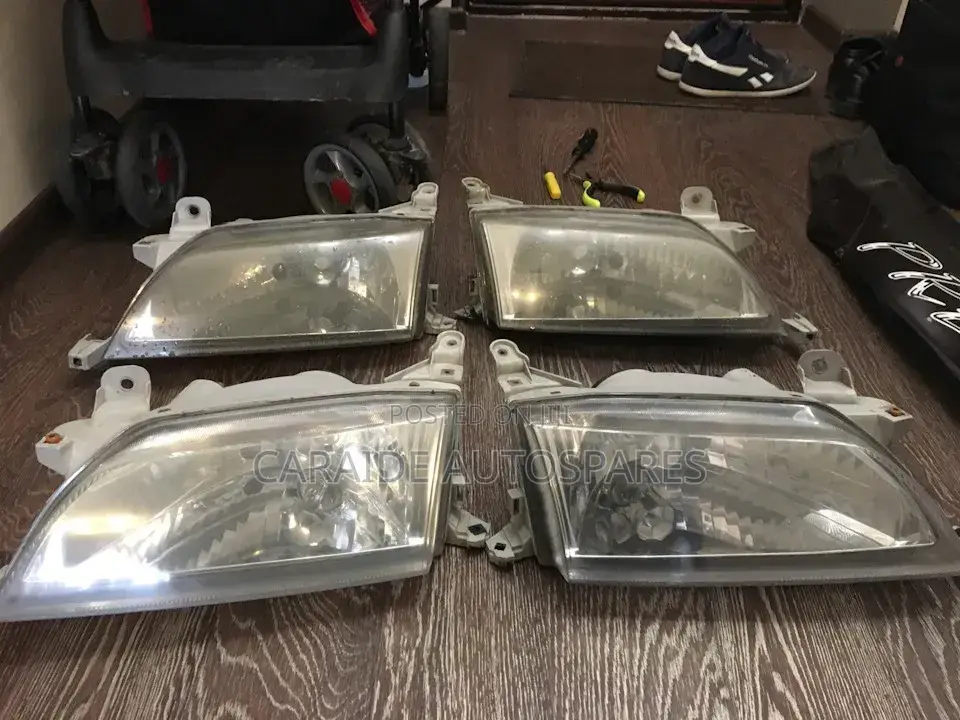 Premio Nyoka Headlights