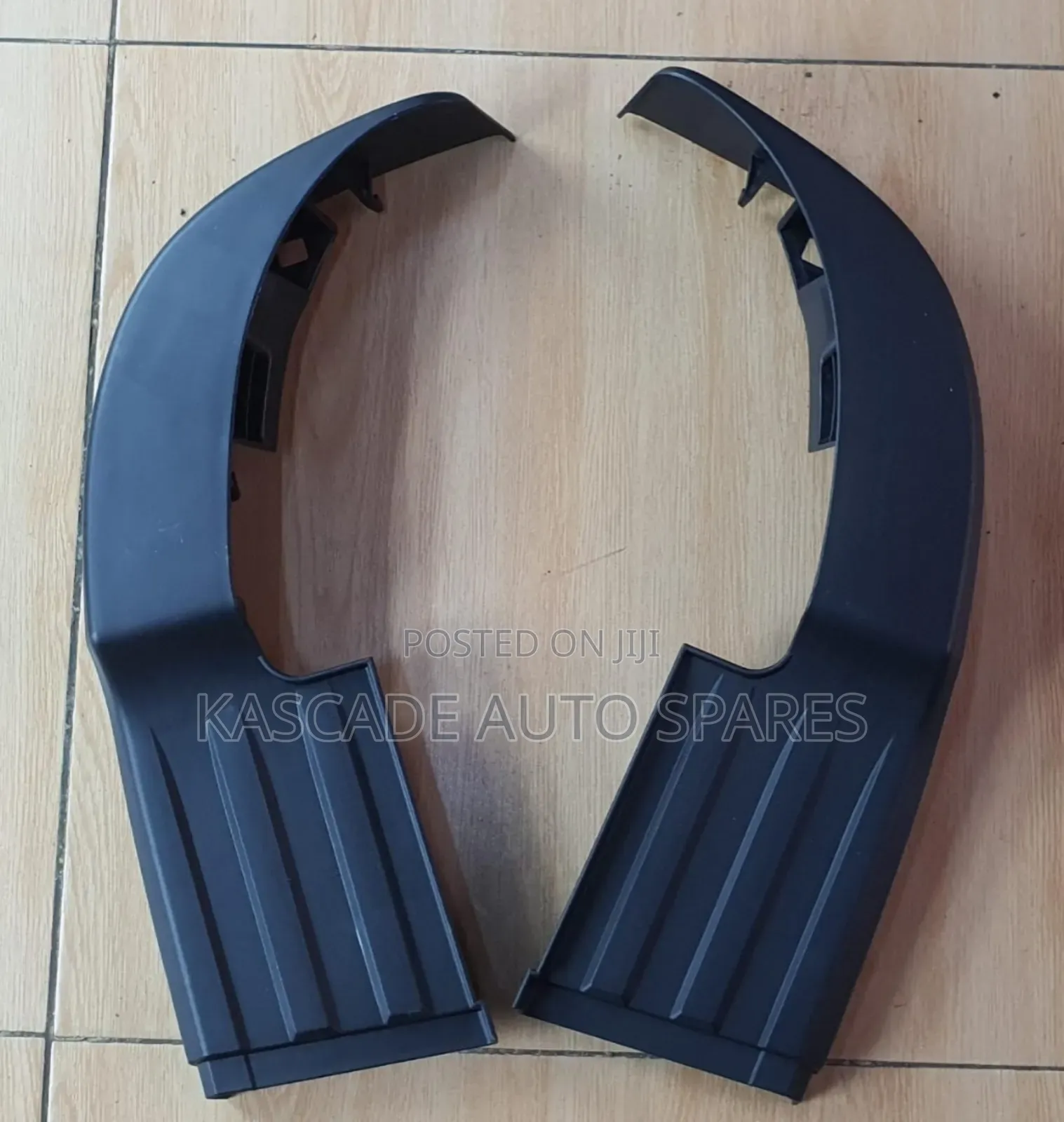 Rear Bumper Plastic Finisher Hilux Revo