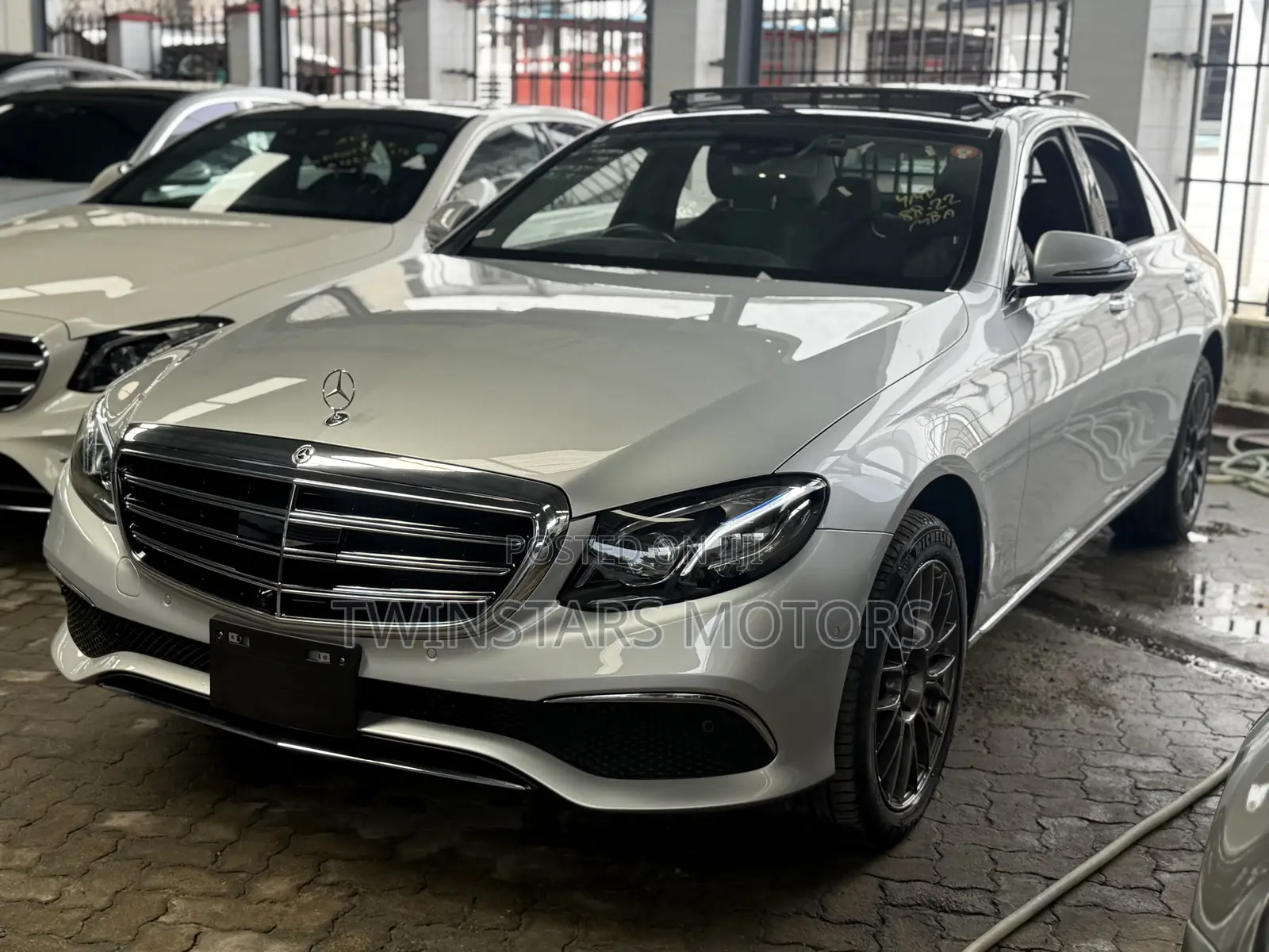 Mercedes-Benz E400 2018 Silver