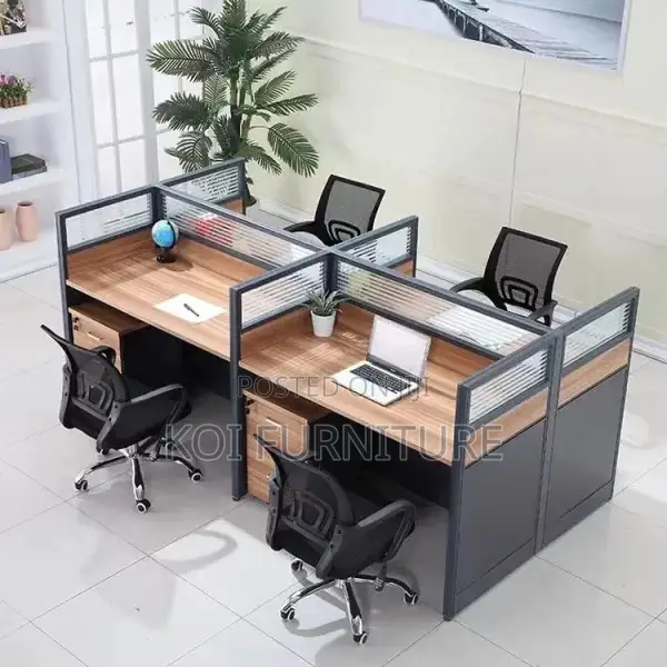 Office Workstation : Modern 4-User Modular Workstation